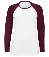 02943 White/Burgundy Front