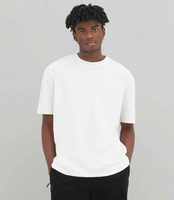 EA006 White Model